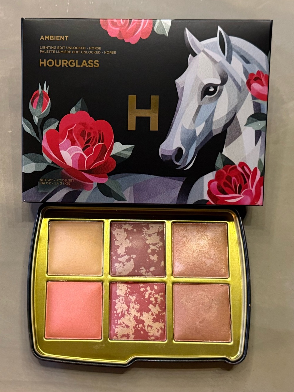 Hourglass Ambient Lighting Edit Unlocked Palette — Horse